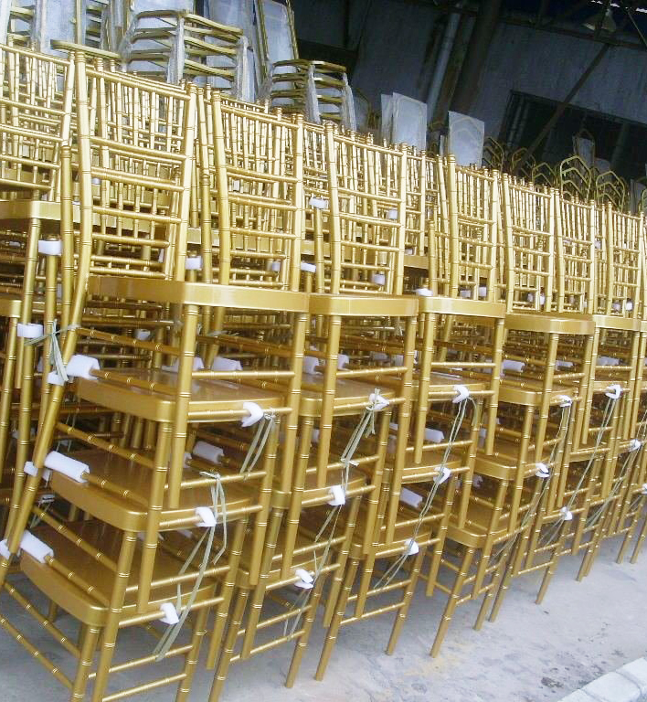 Chiavari Chair Takedown Service